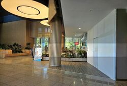 Tampines Grande (D18), Retail #486894561
